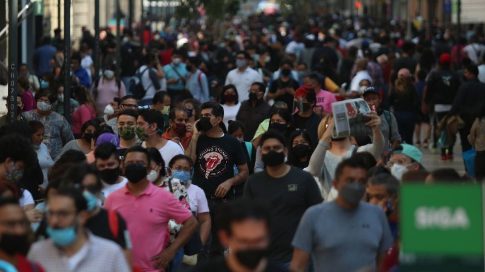 Expertos llaman a la población a evitar los festejos en Navidad y Año Nuevo. FOTO: Cuartoscuro