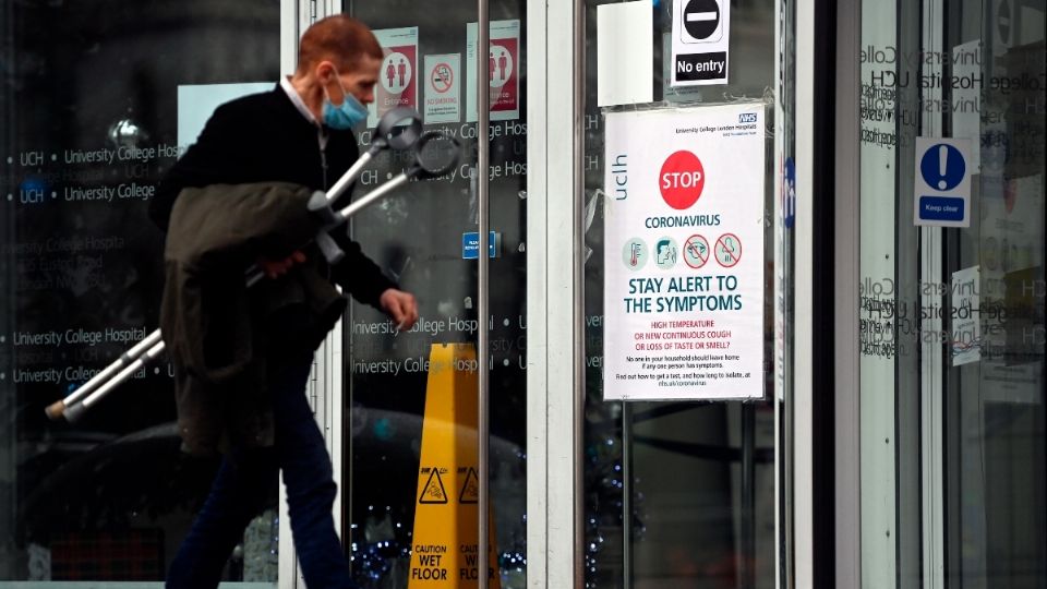 LISTOS. Los hospitales del NHS de Gran Bretaña están preparados para lanzar la vacuna Pfizer y BioNTech Covid-19. Foto: EFE