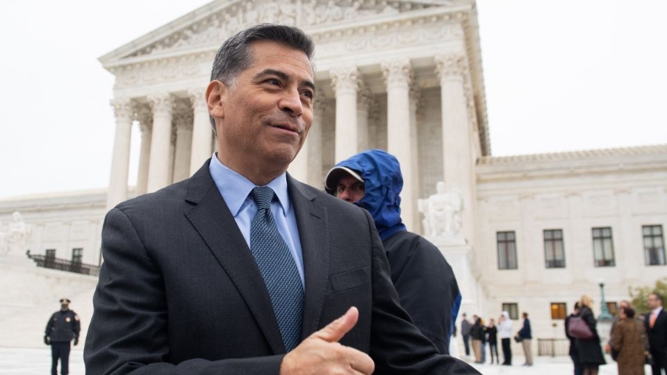 POSICIÓN. Durante su carrera política, Becerra ha defendido en los tribunales al Obamacare.