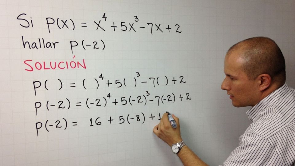 'Julioprofe' rompió un Récord Guinness al lograr el mayor número de espectadores simultáneos durante una de sus clase en línea. FOTO: ESPECIAL