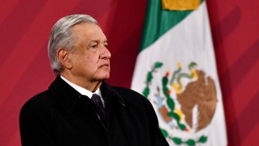 AMLO acepta que por "extravagante" no han podido vender avión presidencial