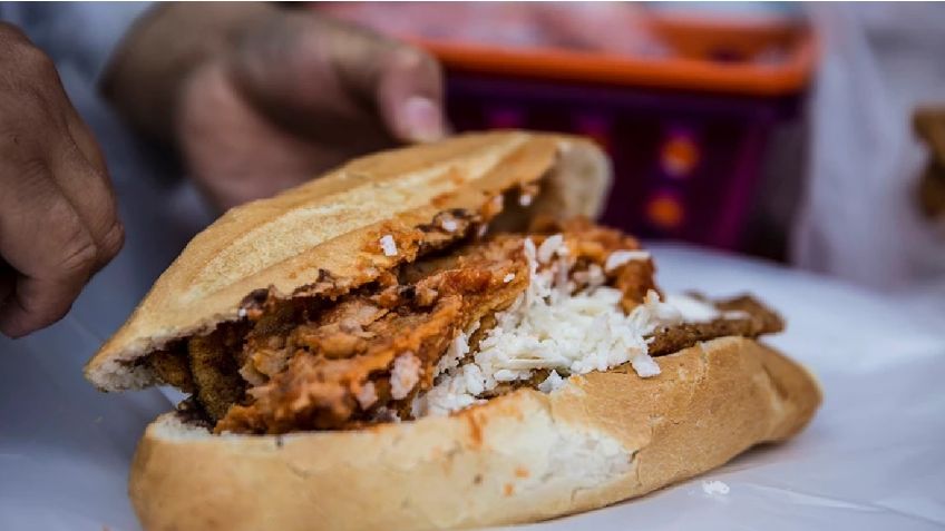 ¿Torta de tamal o de chilaquiles? Te decimos cuál es la que tiene más calorías