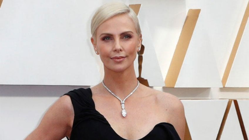 Así es el collar de 5 millones de dólares que lució Charlize Theron en los Oscar