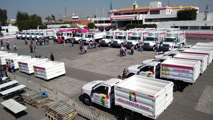 Dan banderazo a nueva flota de limpia en Ciudad Neza