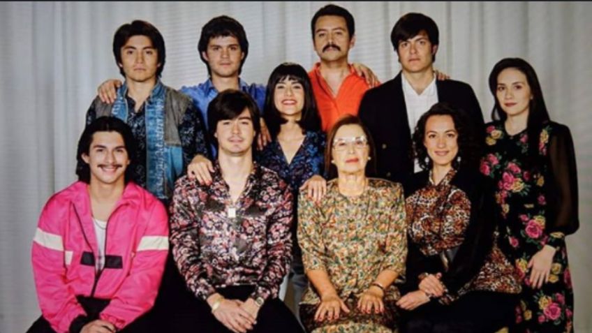 Netflix recreó famosa FOTO familiar de los Arellano Félix; esta es la original