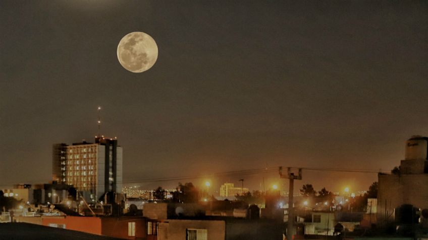 ¡Noche mágica! Así se vive la "Superluna" en México: VIDEO+FOTOS