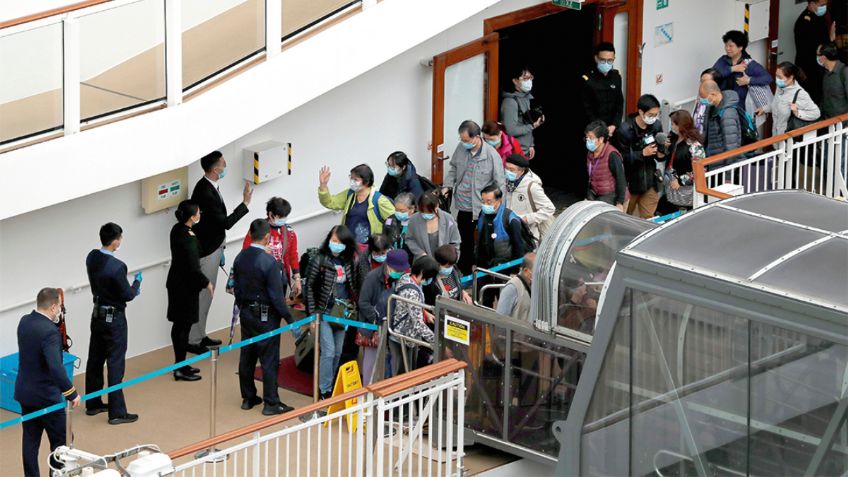 Continúan labores de  evacuación en Hong Kong