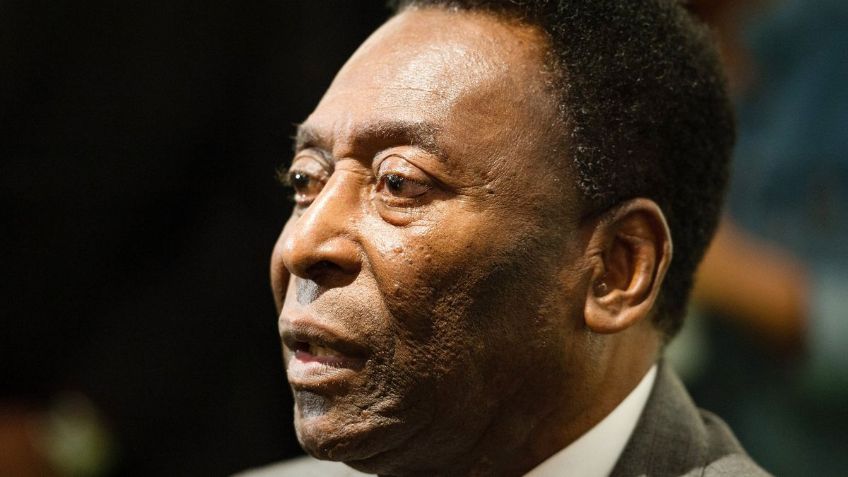 Pelé permanece en cuarentena por brote de coronavirus en Sao Paulo