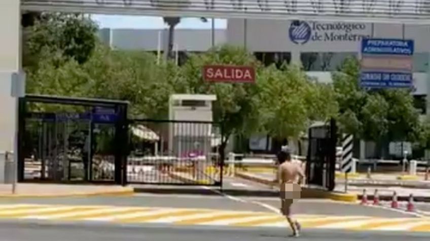 Captan a mujer corriendo DESNUDA por calles de Aguascalientes: VIDEO