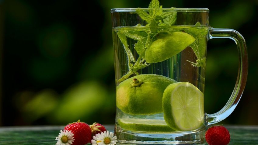 ¿Cómo hacer agua de sabor saludables? Sigue estas RECETAS