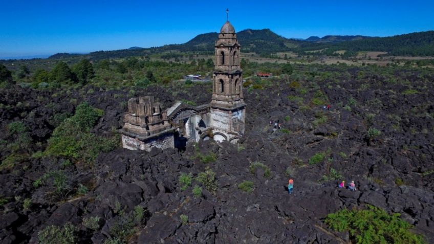 Parangaricutiro, el pueblo en Michoacán enterrado en lava petrificada