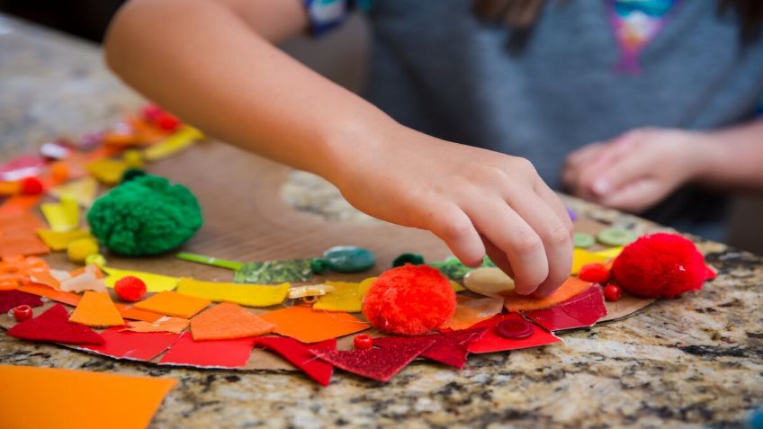 Actividades de reciclaje para niños: Manualidades con materiales reutilizables