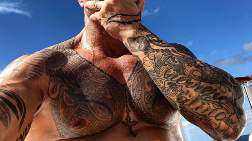 FOTOS: Conoce el significado de los tatuajes del luchador Rey Mysterio