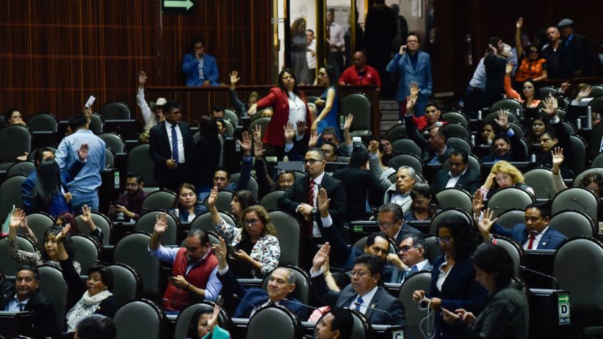 Diputados de Morena reavivan pleito por remuneraciones