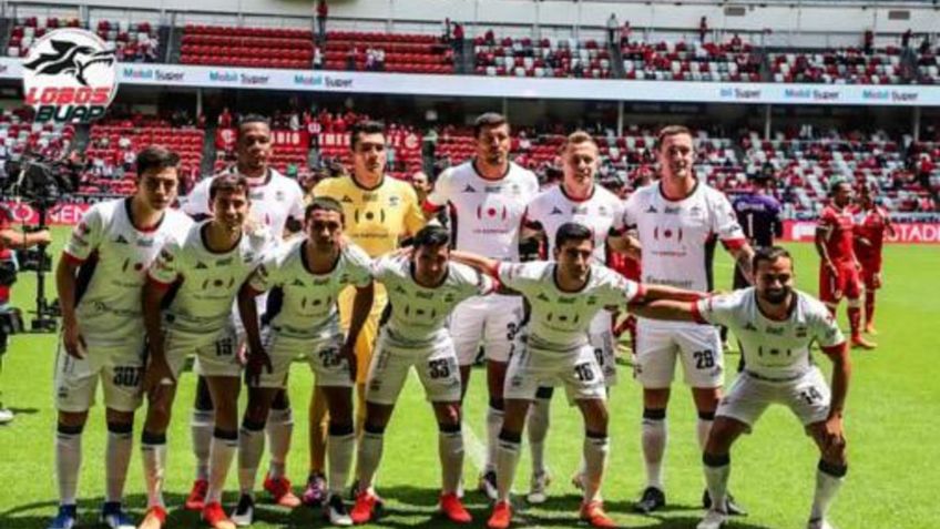 Lobos BUAP revive en redes con video al estilo Anonymous, ¿vuelven al fútbol?