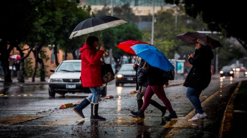 Se cumple la tradición del Día de San Juan y llueve en gran parte de la ciudad