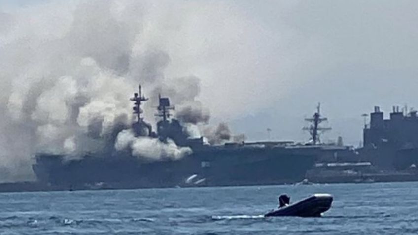 Se incendia buque Bonhomme Richard en base naval de la Marina de EU en San Diego