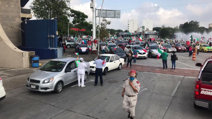 Realizan 5ta caravana contra AMLO en Guadalajara