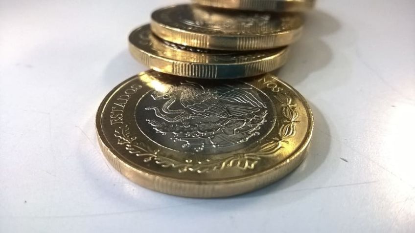 ¡Saca la lupa! Estas monedas de 10 pesos con centro de plata valen MILES