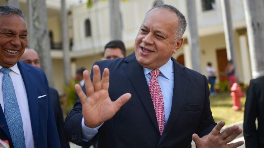 ¿Quién es Diosdado Cabello, funcionario venezolano que dio positivo a Covid-19?