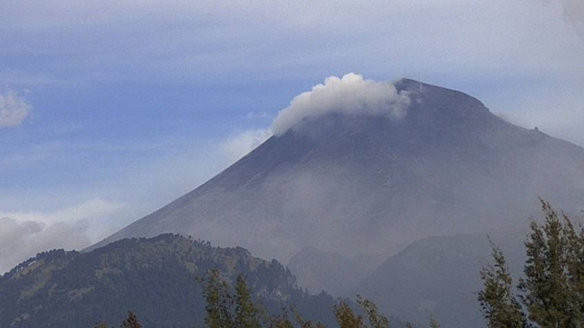 ¿Qué más? Volcán Popocatépetl registra TREMENDA erupción de 800 metros de altura: VIDEO