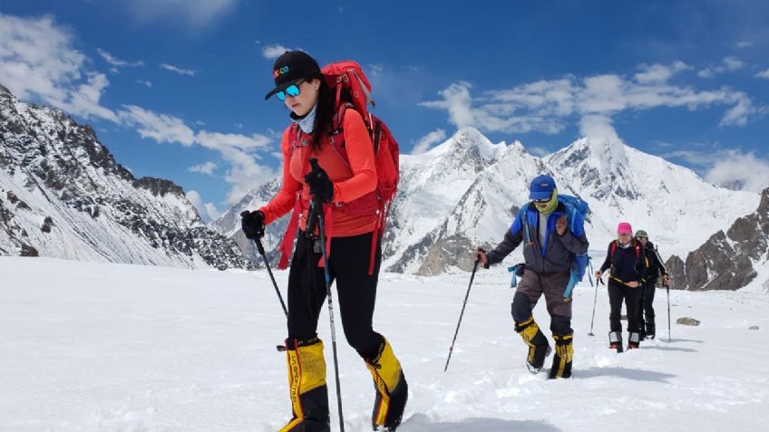 Viridiana Álvarez, la alpinista que tocó la cima del mundo y rompió un récord Guinness