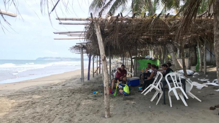 Mar se come más de 40 metros en playa de Veracruz