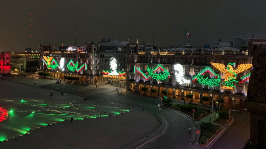 Encienden mapa de México en el Zócalo capitalino: FOTOS