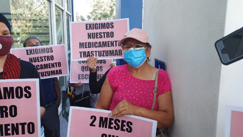 Protestan enfermos de cáncer en Tijuana; Insabi suspendió medicamento