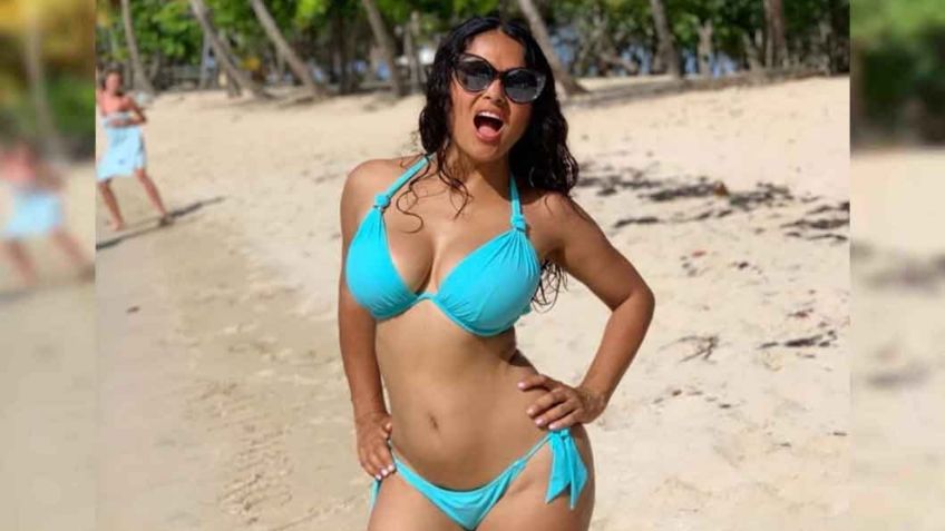 ¡Hermosa! Salma Hayek cautiva Internet al posar con mini top y falda traslúcida