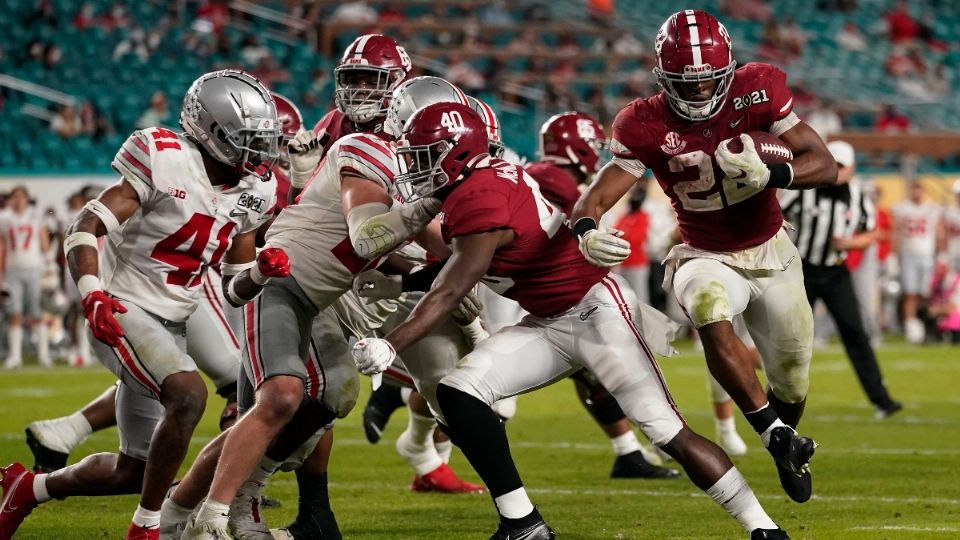 Alabama logró la victoria y el título. Foto: AP