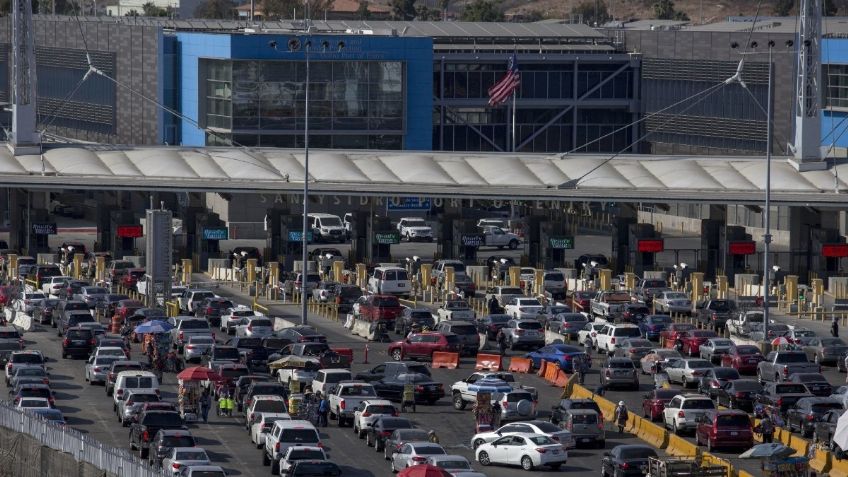 México informa sobre cruce terrestre en frontera con EU; restricciones se mantienen hasta el 21 de mayo