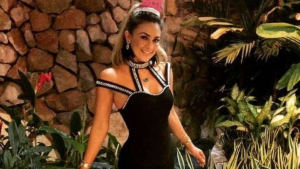 Aracely mostró su secreto para mantener sus piernas tonificadas. Foto: Instagram