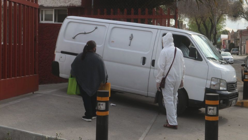 18 mil pesos cuesta un servicio funerario. Foto: Cuartoscuro