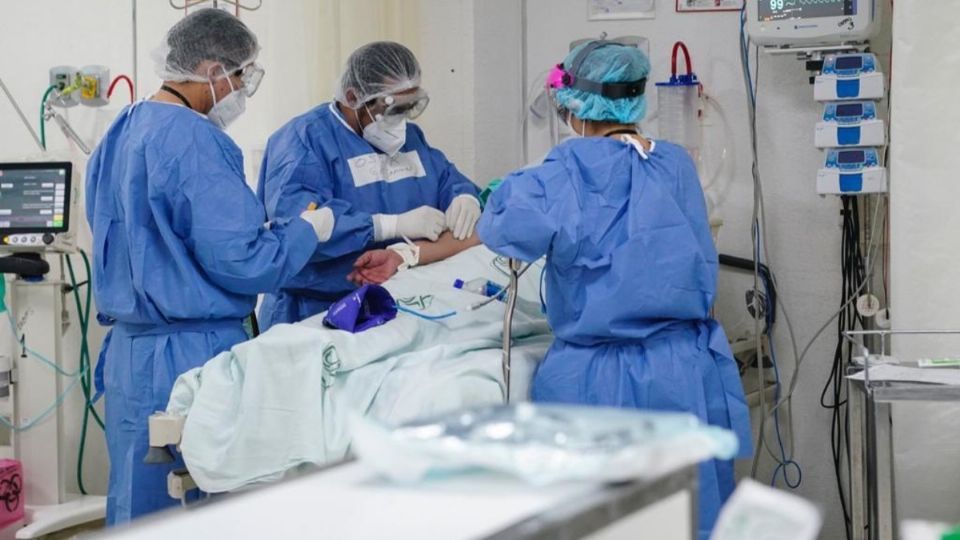 El Hospital de Ortopedia se volvió híbrido, al tener reconvertida una mitad de la unidad para atención COVID-19 y cuenta con mil 200 trabajadores de la salud para atender la pandemia. Foto: Especial