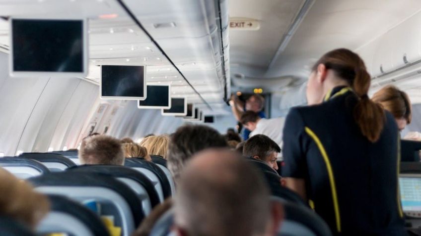 ¡Qué asco! Asistente de vuelo revela qué productos NO debes consumir en un avión