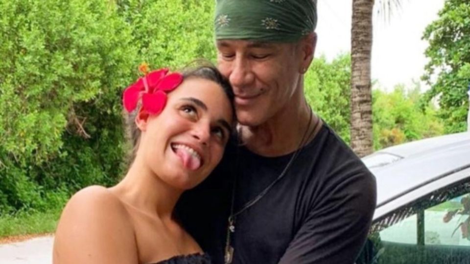 El actor de 55 años y su novia esperan un varón. Foto: Especial