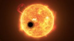 Descubren exoplaneta gigante que es menos denso de lo que pensaban; lo comparan con "algodón de azúcar”