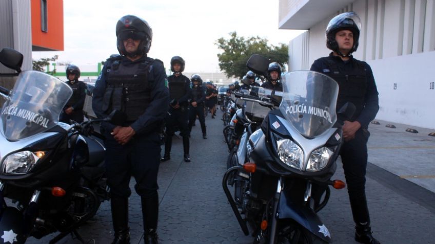 VIDEO: Policías intentan arrestar por la fuerza a pareja que no usaba cubrebocas