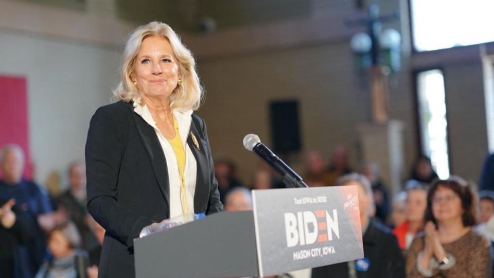 Jill Biden ha portado en otras ocasiones prendas de reconocidos diseñadores latinos. FOTO: Instagram