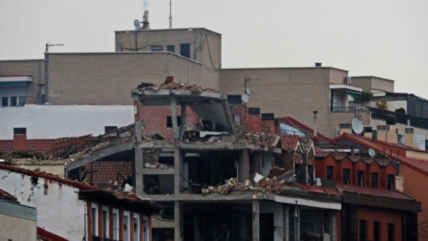 ¡Conmovedor! VIDEO de un cura atrapado en la quinta planta tras explosión en Madrid