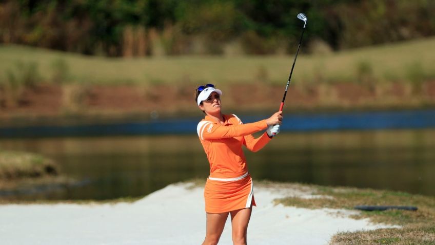 Golfista mexicana Gaby López cae un sitio, pero sigue en la parte alta de la tabla