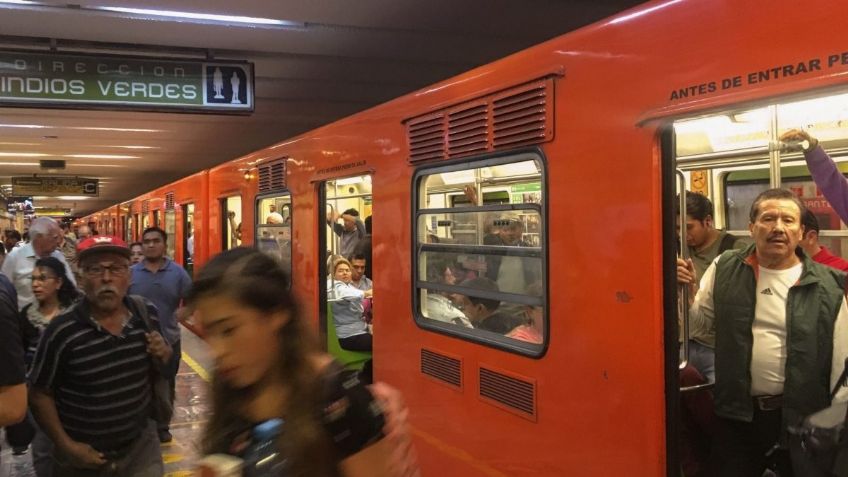 Metro CDMX: Retrasos de hasta 15 minutos en la Línea 3; usuarios reportan caos y aglomeraciones