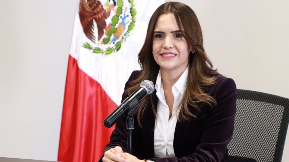 Clara Luz Flores es la abanderada para la gubernatura del estado