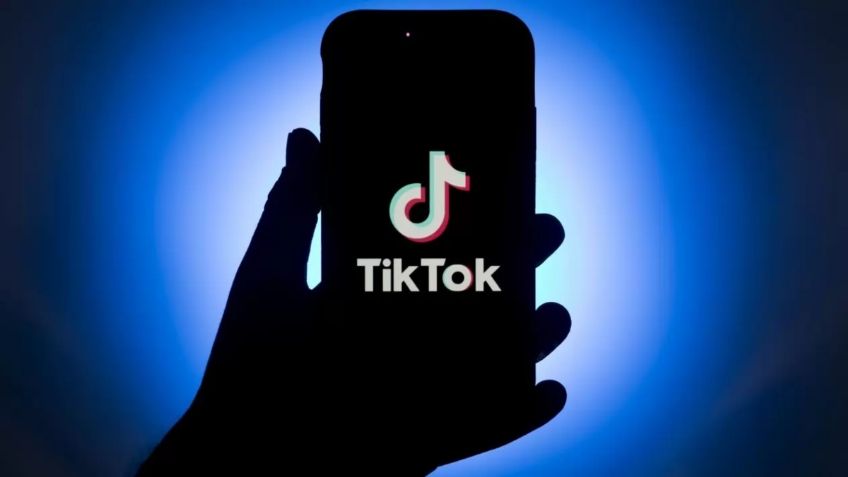 Por promover el suicidio en Tik Tok denuncian a joven influencer en Italia