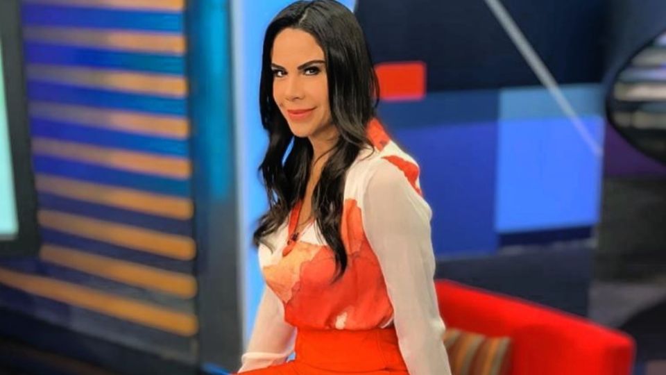 La conductora derrochó estilo durante su participación en el programa 'Netas Divinas'. FOTO: Instagram