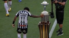 ¡TREMENDO ERROR! Mariño tocó la COPA, Santos PERDIÓ y estos son los MEMES