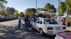 "El problema no es contigo, es contra tu patrón": Captan violento robo a taxi a plena luz del día