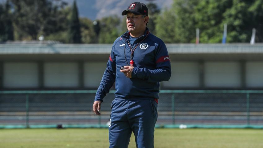 ¡Por la novena! Juan Reynoso encabeza su primera práctica con Cruz Azul