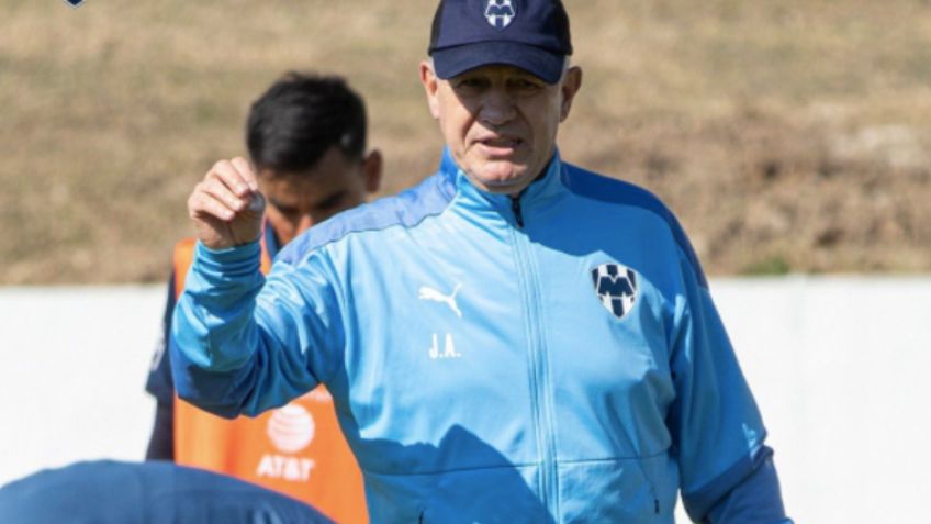 Duilio Davino quiere que Rayados de Monterrey juegue mejor futbol con Aguirre